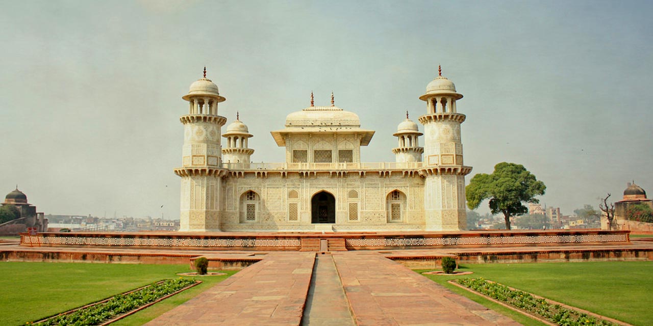 Tomb of Itimad-Ud-Daulah, Agra